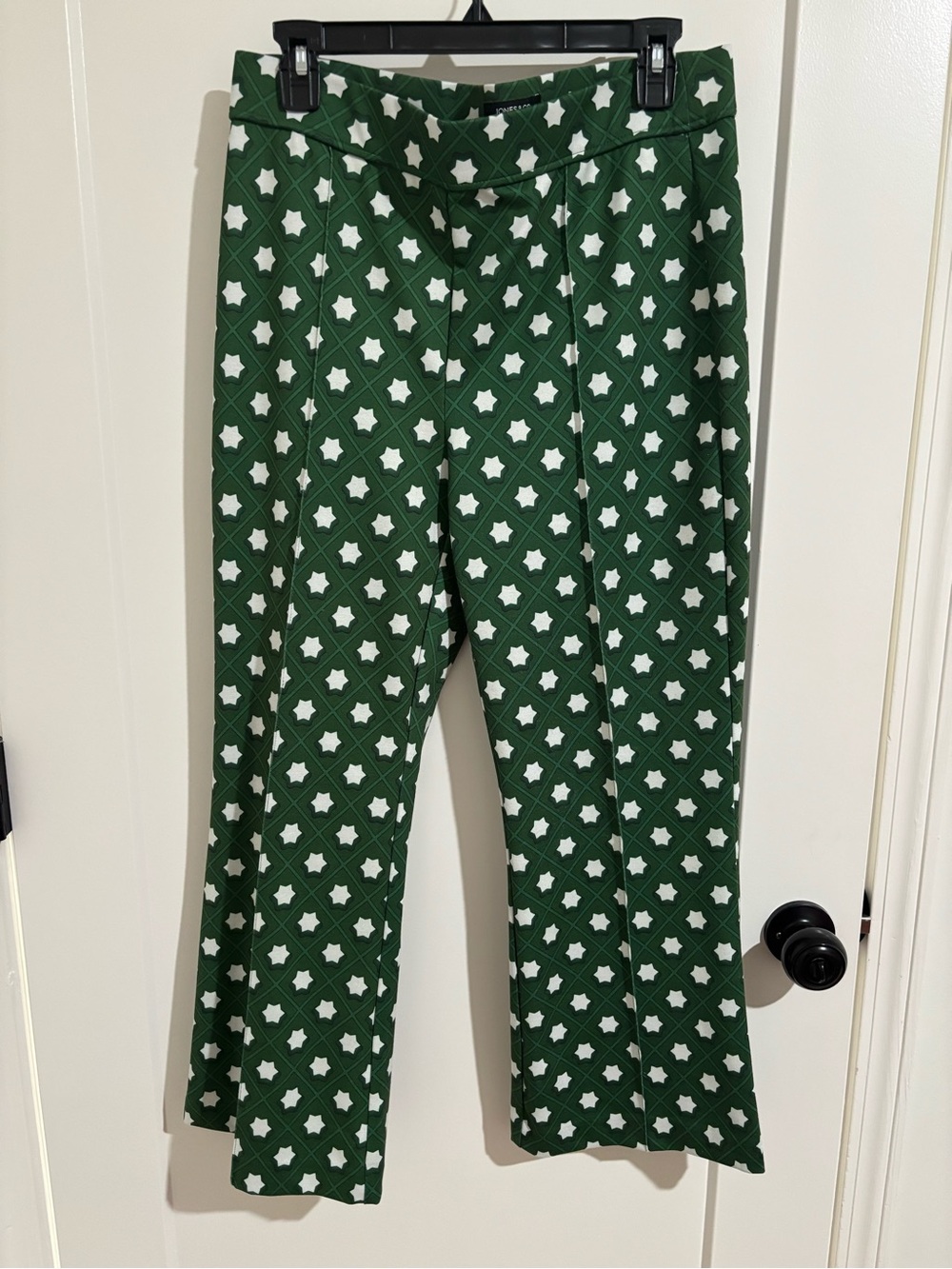 Jones New York cropped kick flare pants Green Star-Print Stretch Pants